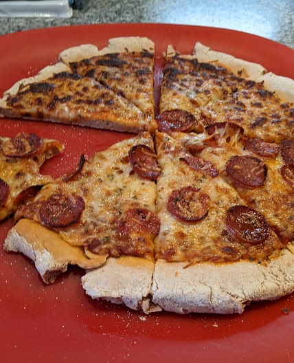 Jdog's Pizza a la mid