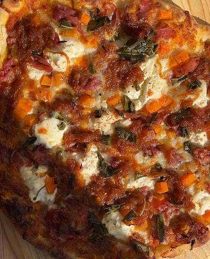 Autumn Pizza (squash, pumpkin, crispy prosciutto, crispy sage)  