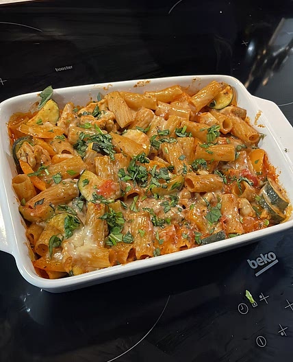 Chicken & Cheese Veg-Packed Pasta Bake