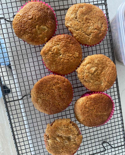 Nannas apple cinnamon muffins