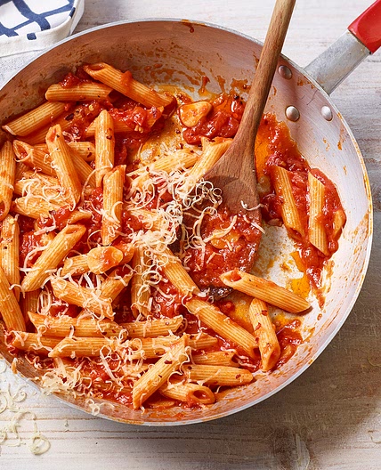 Budget arrabiata pasta