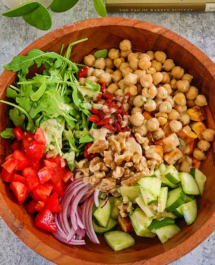 Hormone Balancing Arugula Salad with Rosemary Tahini Sauce