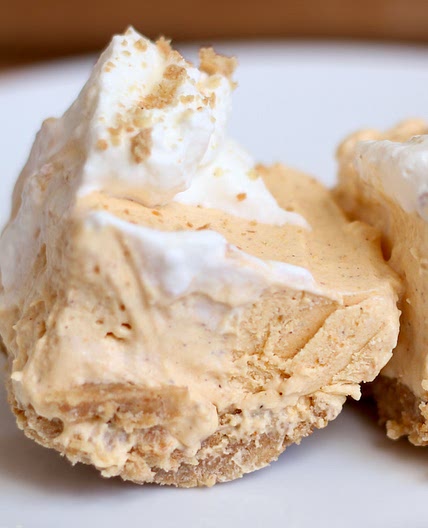 No Bake Pumpkin Cheesecake Bars