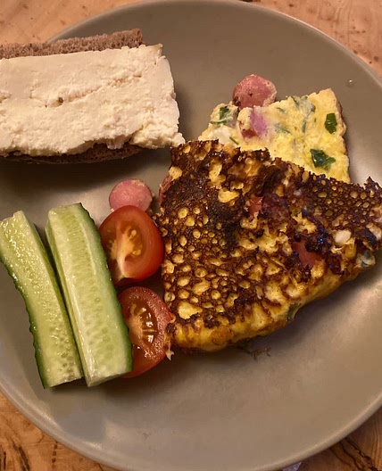 Omelette with bacon and cheese