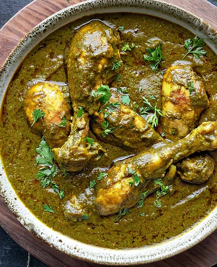 Palak Murgh [ CHICKEN AND SPINACH CURRY ]