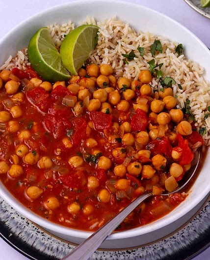 30-Minute Vegan Coconut Chickpea Curry