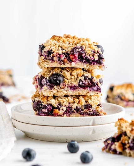 Wild Blueberry Buckle Cake