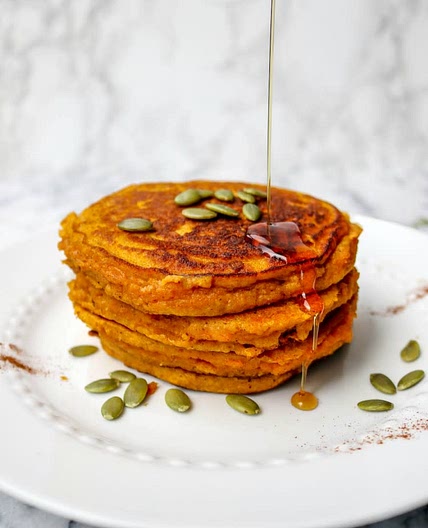 Paleo Pumpkin Pancakes- Easy Fall Pancake Recipe