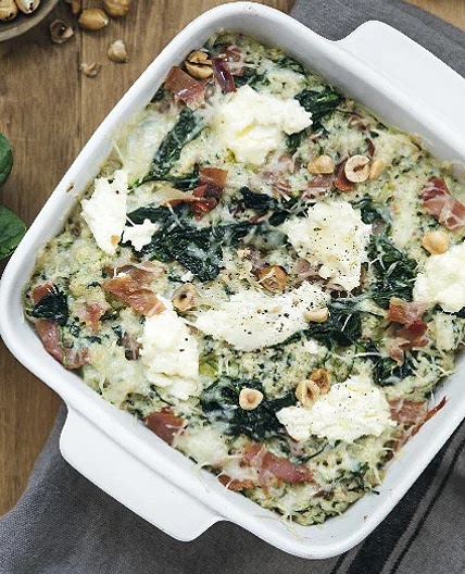 Gratin de quinoa, noisettes, et jambon cru
