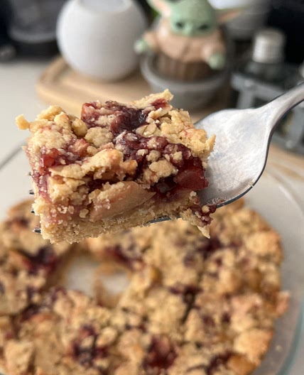 Baked Apple Raspberry Oat Bars