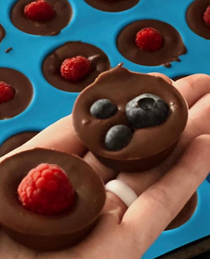 Chocolate Almond Butter Fudge with Berries