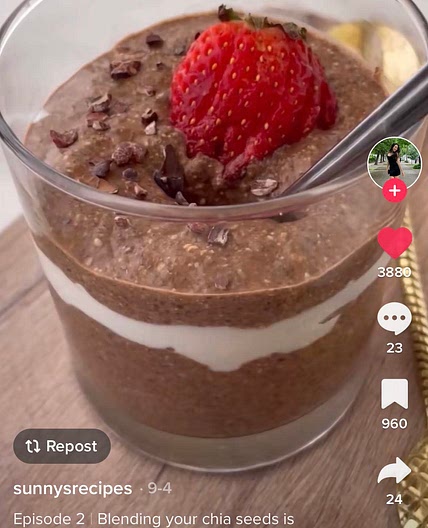 blended chocolate chia pudding