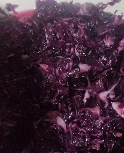 Easy vinegar cabbage