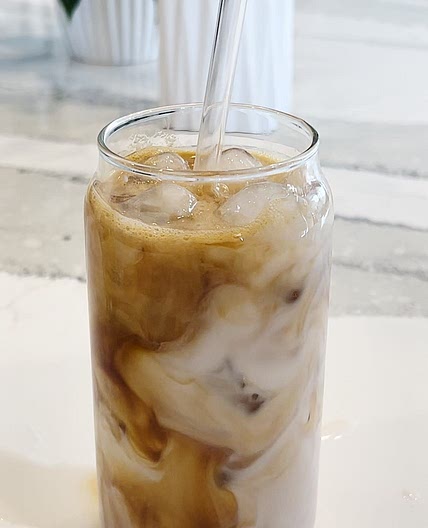 Honey Vanilla Almond Milk Latte 