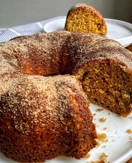 Apple cider donut bundt cake