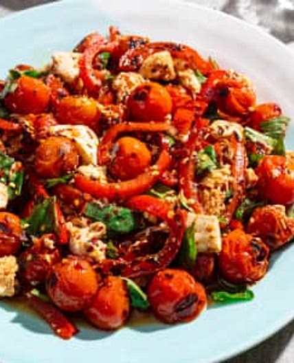 Charred Cherry Tomatoes with Bell Peppers and Mozzarella