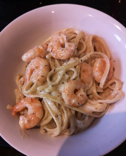 Creamy shrimp linguine