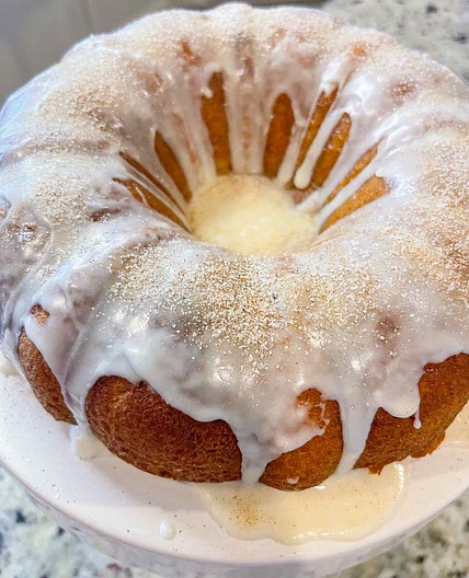 Apple cider bundt cake 