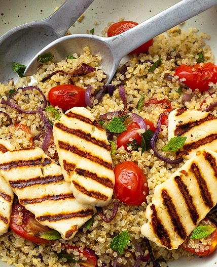 Quinoa with Italian colours filling