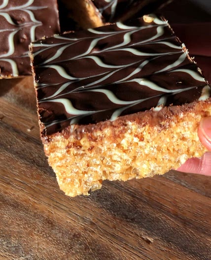 128 cal peanut butter and chocolate krispie treats