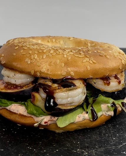 Prawns and fig bagel