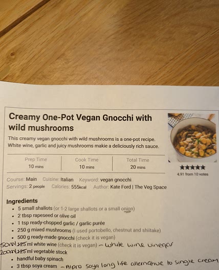 Creamy one pot vegan Gnocchi with mushrooms