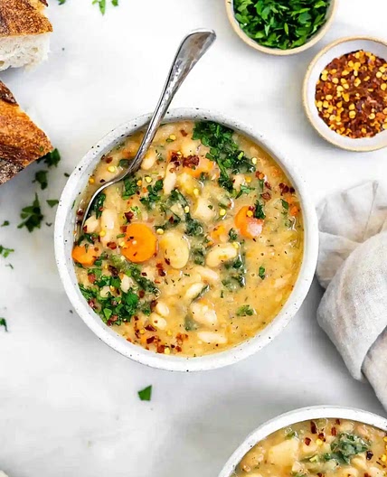 One-Pot Tuscan White Bean Stew