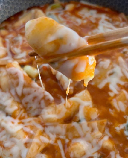 Mozzarella cheese tteokbokki- semi homemade 