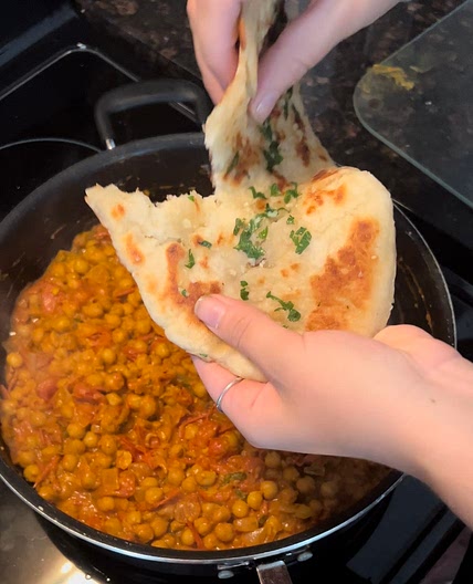 Chickpea Coconut Curry With Garlic Naan