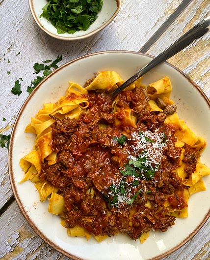 SLOW COOKED BEEF RAGU