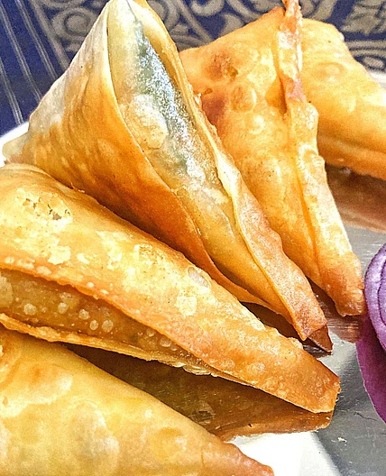 Easy and Golden Chicken Samosa Recipe