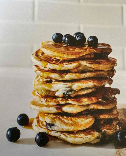 Blueberry and vanilla pancakes 