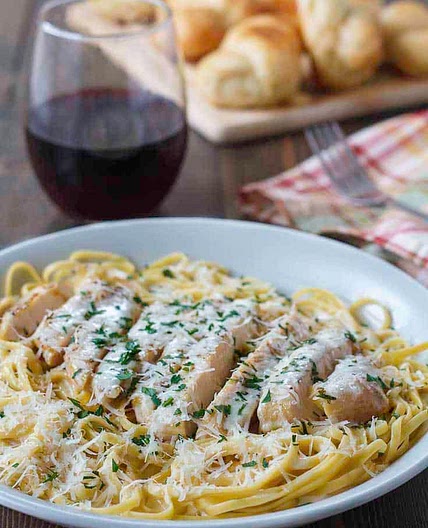 Olive Garden Grilled Chicken and Alfredo Sauce