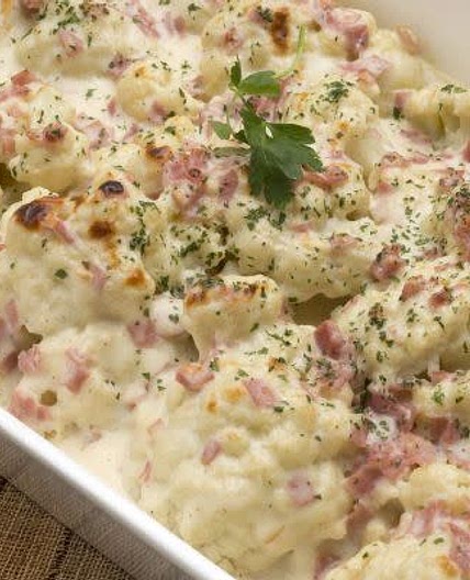 Coliflor con bechamel y jamón
