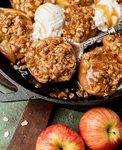 Apple Crumble Baked Apples