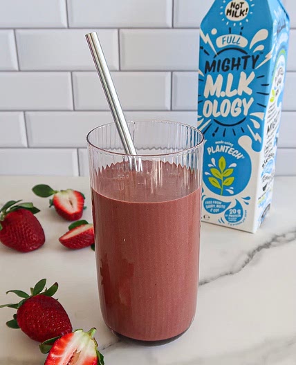 Beetroot Red Velvet Smoothie 