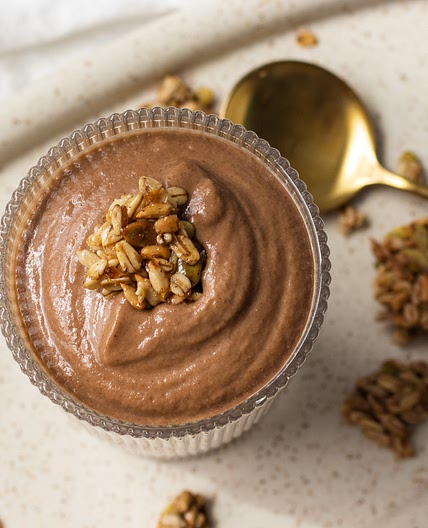 Chocolate Apple Pie Protein Smoothie With Dates and Cauliflower
