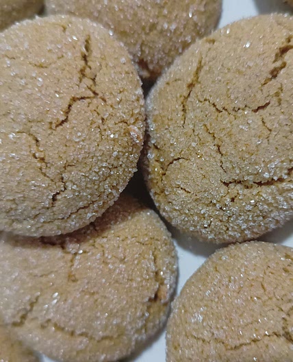 GINGER CRINKLES