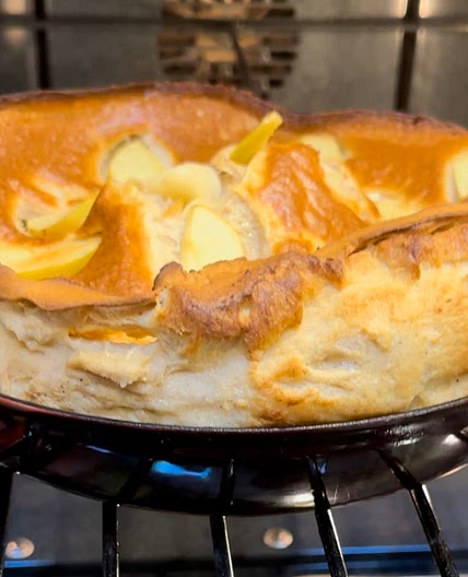 Apple Pear Dutch Baby 