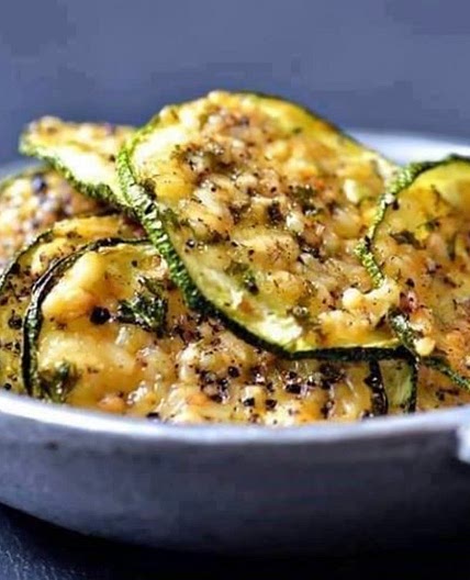 Parmesan and Black Pepper Zucchini Chips