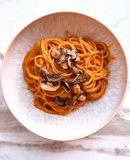 CREAMY PUMPKIN PASTA 