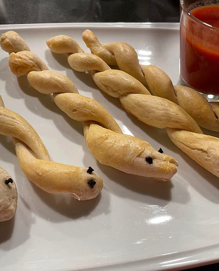 Snake Bread (Bread Sticks)