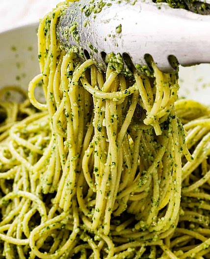 Pasta pesto