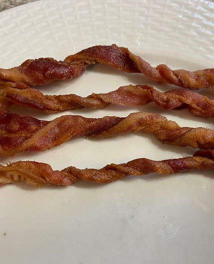 Microwave twisty bacon!!