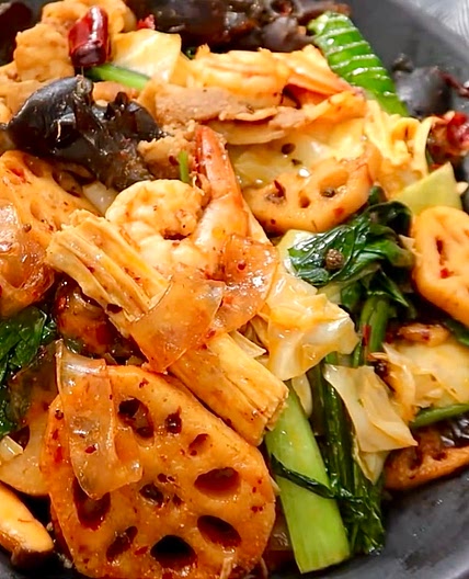Stir-fry Hot Pot (Ma La Xiang Guo)