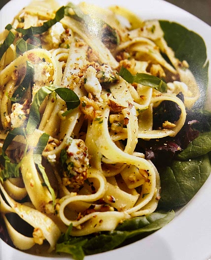 Pasta Salad with Walnuts and Blue Cheese 