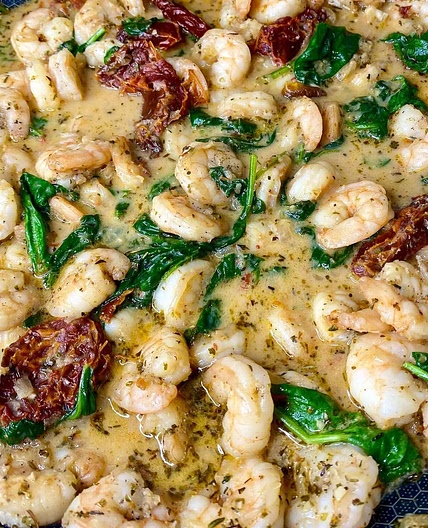Creamy Garlic Shrimp With Spinach & Sundried Tomatoes