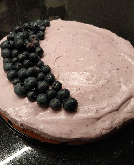 Torta ai mirtilli e crema di yogurt