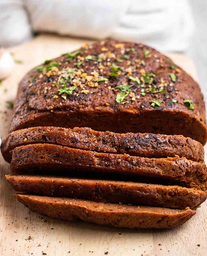 Juicy Vegan Roast Beef