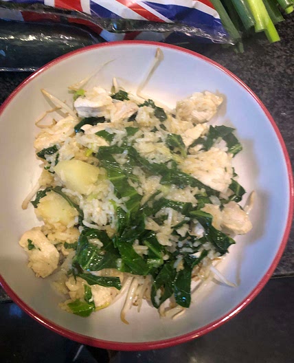 CHICKEN AND PINEAPPLE FRIED RICE